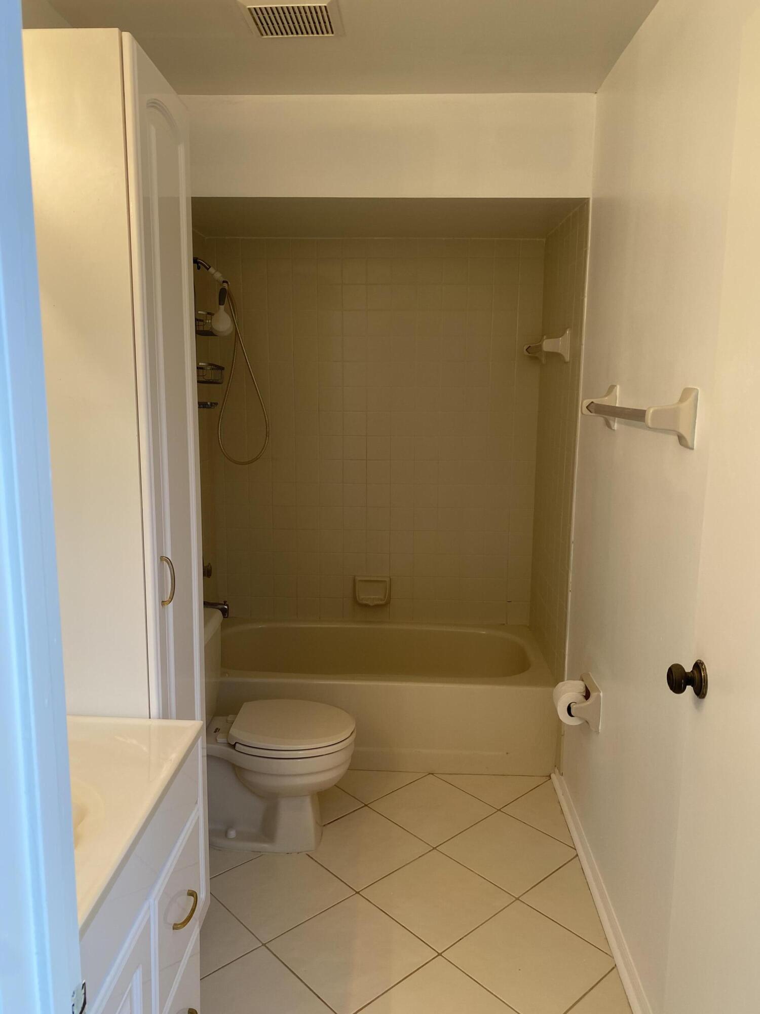 10296 Hidden Springs Court Boca Raton, FL 33498 - Photo 22 of 27 IMG_1727