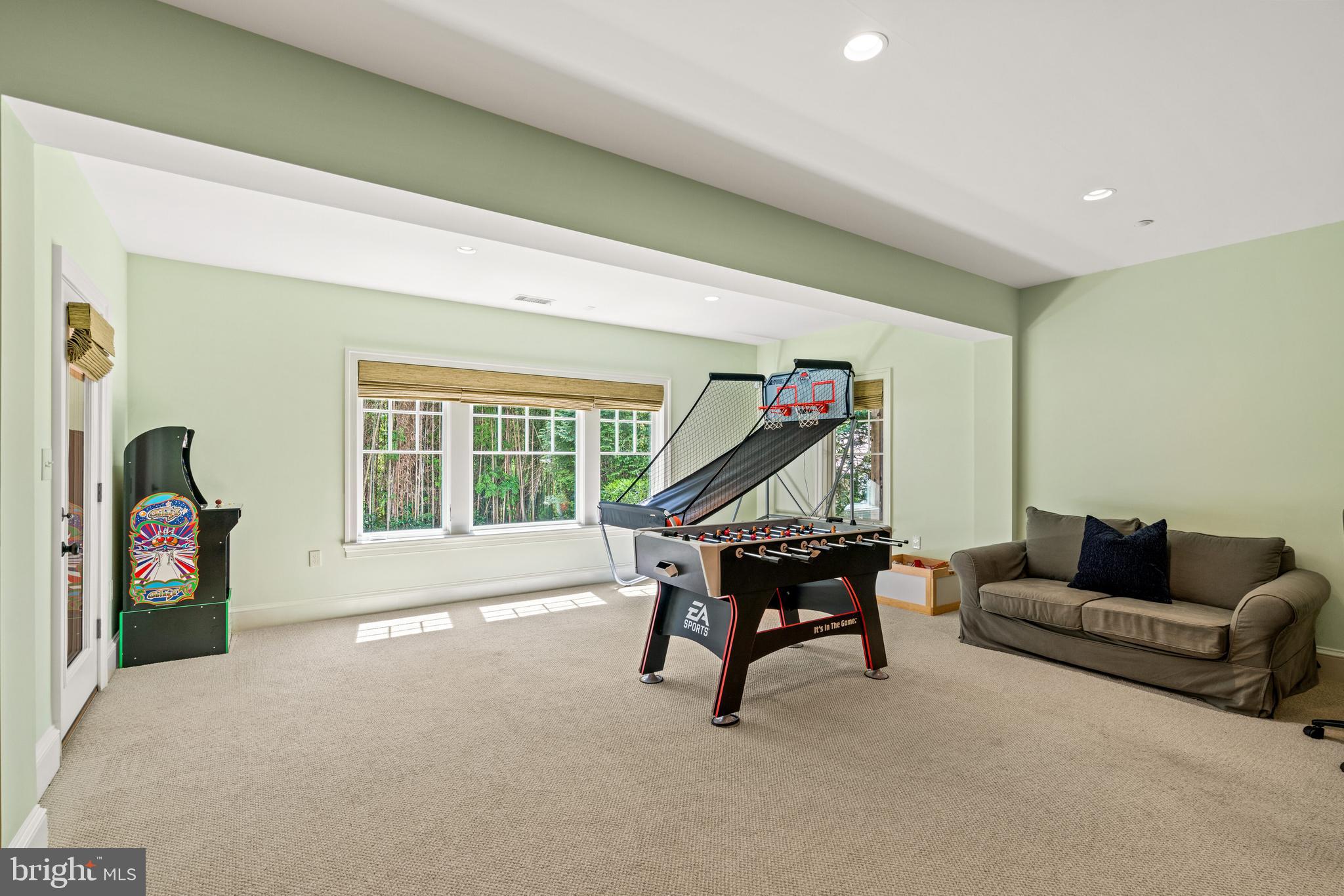 6212 Dahlonega Road Bethesda, MD 20816 - Photo 32 of 39