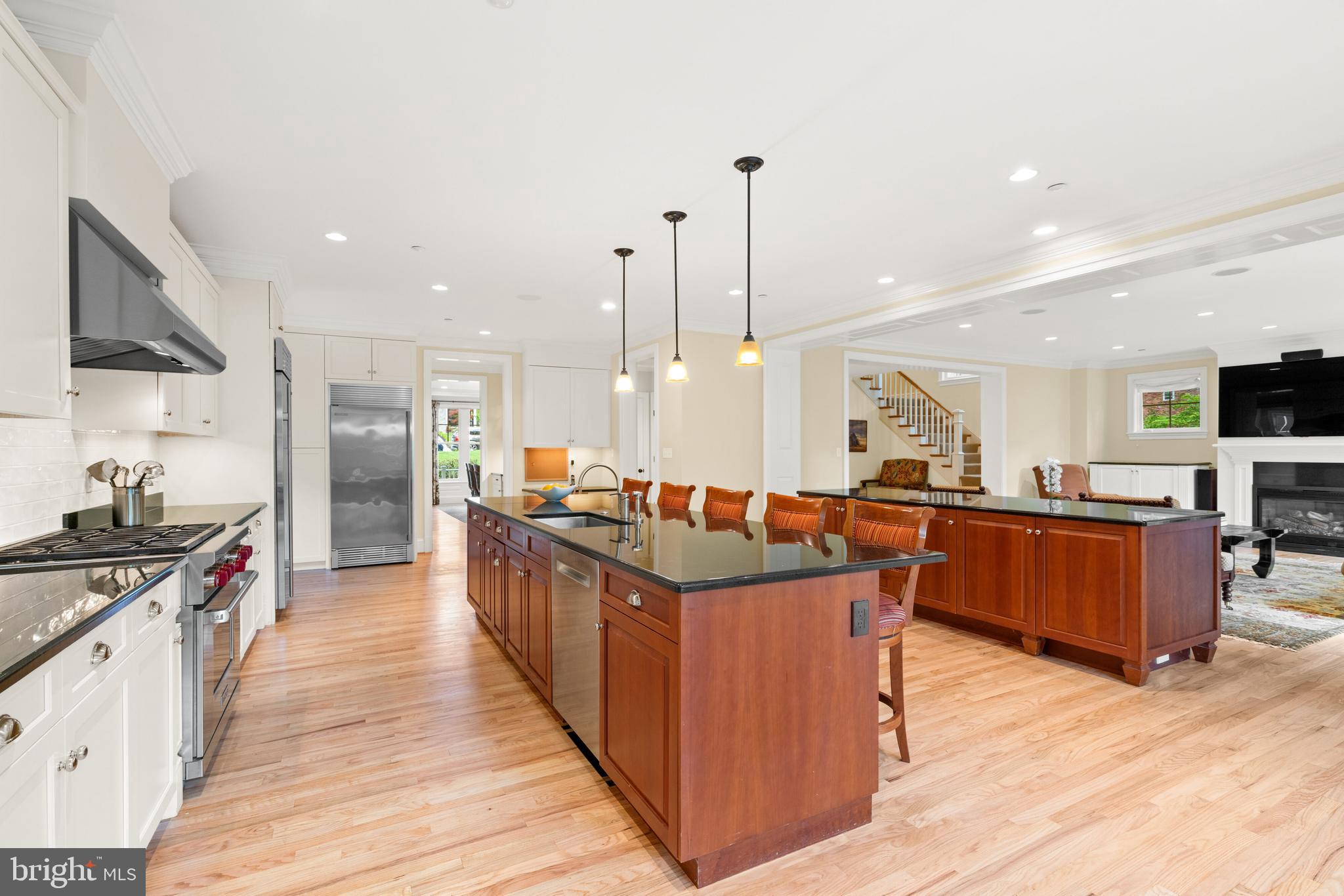 6212 Dahlonega Road Bethesda, MD 20816 - Photo 5 of 39