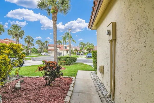 $399,500 | 10296 Windswept Place, Boca Raton, FL 33498