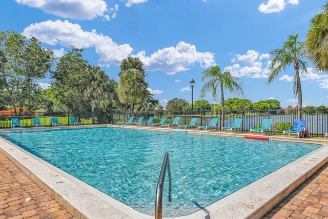 $399,500 | 10296 Windswept Place, Boca Raton, FL 33498