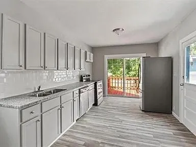 $159,000 | 809 Monroe Avenue, Kansas City, MO 64124