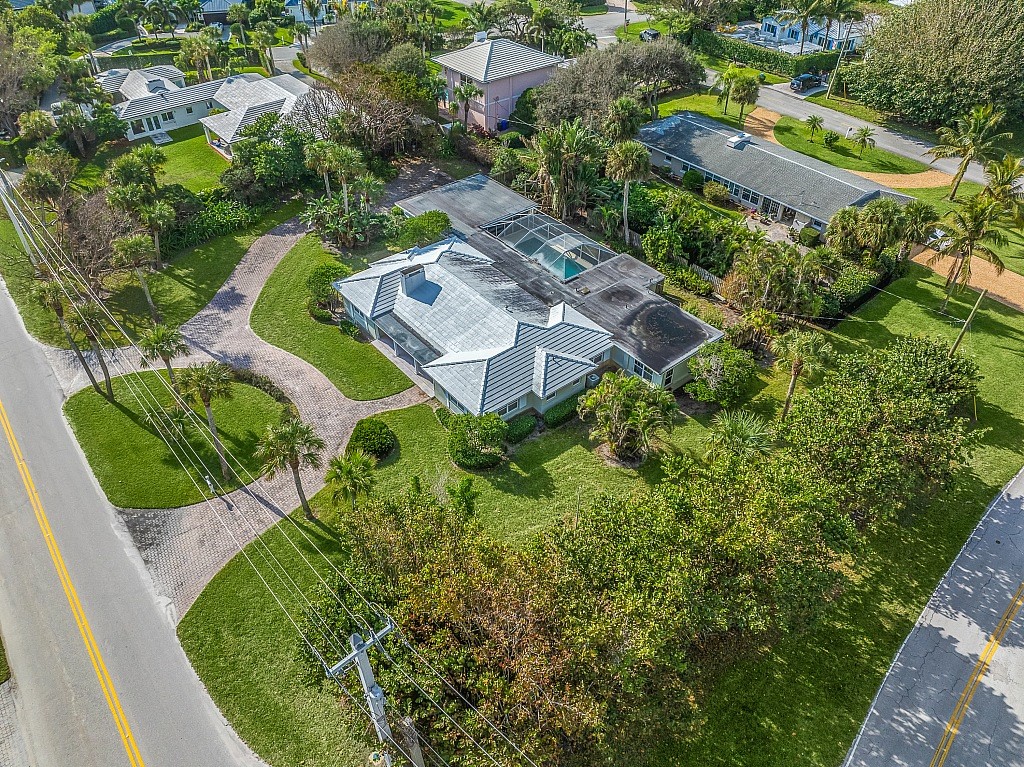 3745 Ocean Drive Vero Beach, FL 32963 - Photo 12 of 19