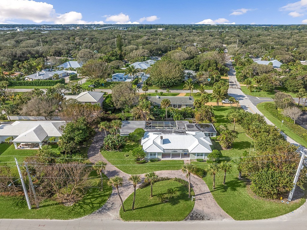 3745 Ocean Drive Vero Beach, FL 32963 - Photo 7 of 19