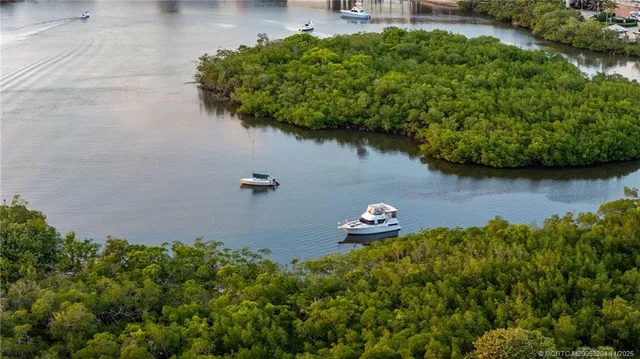 $1,949,000 | 340 Highway 1, Unit 101, Jupiter, FL 33477