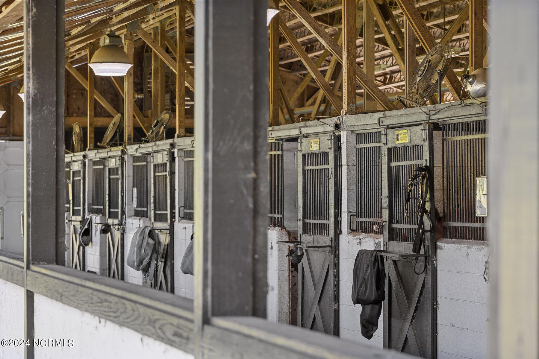 450 Addor Road Aberdeen, NC 28315 - Photo 27 of 47 028_450_addor_road-19_986