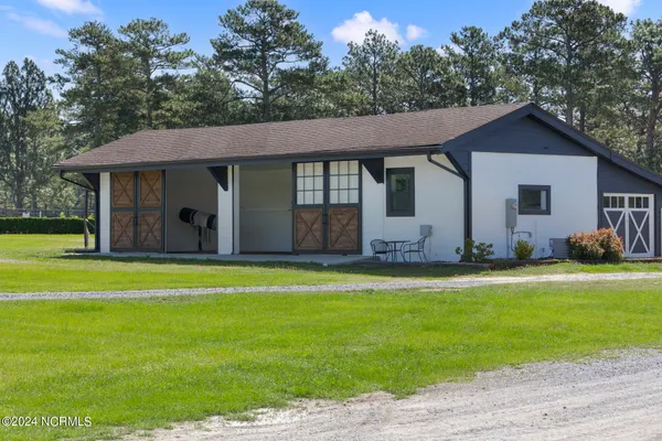 $3,200,000 | 450 Addor Road, Aberdeen, NC 28315