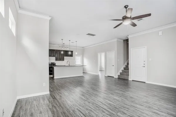 $2,650 | 6532 Geisler Crossing Lane, Dickinson, TX 77539