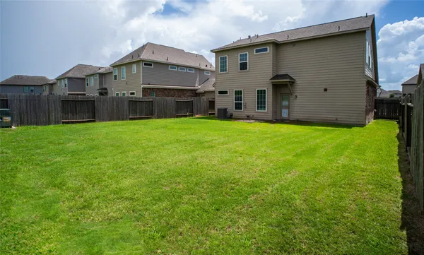 $2,650 | 6532 Geisler Crossing Lane, Dickinson, TX 77539