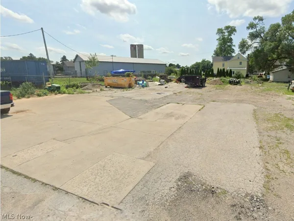 $68,000 | 128 Chapman Street, Bellevue, OH 44811