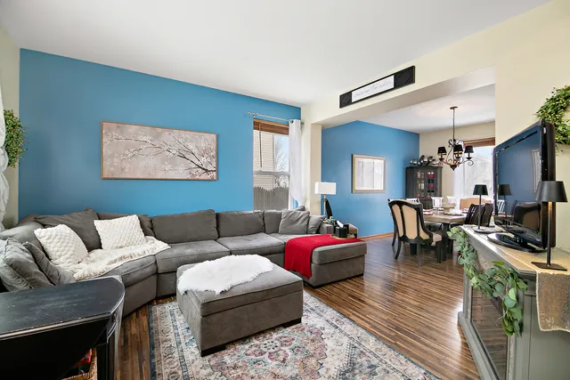 $465,000 | 164 Palmer Drive, Bolingbrook, IL 60490