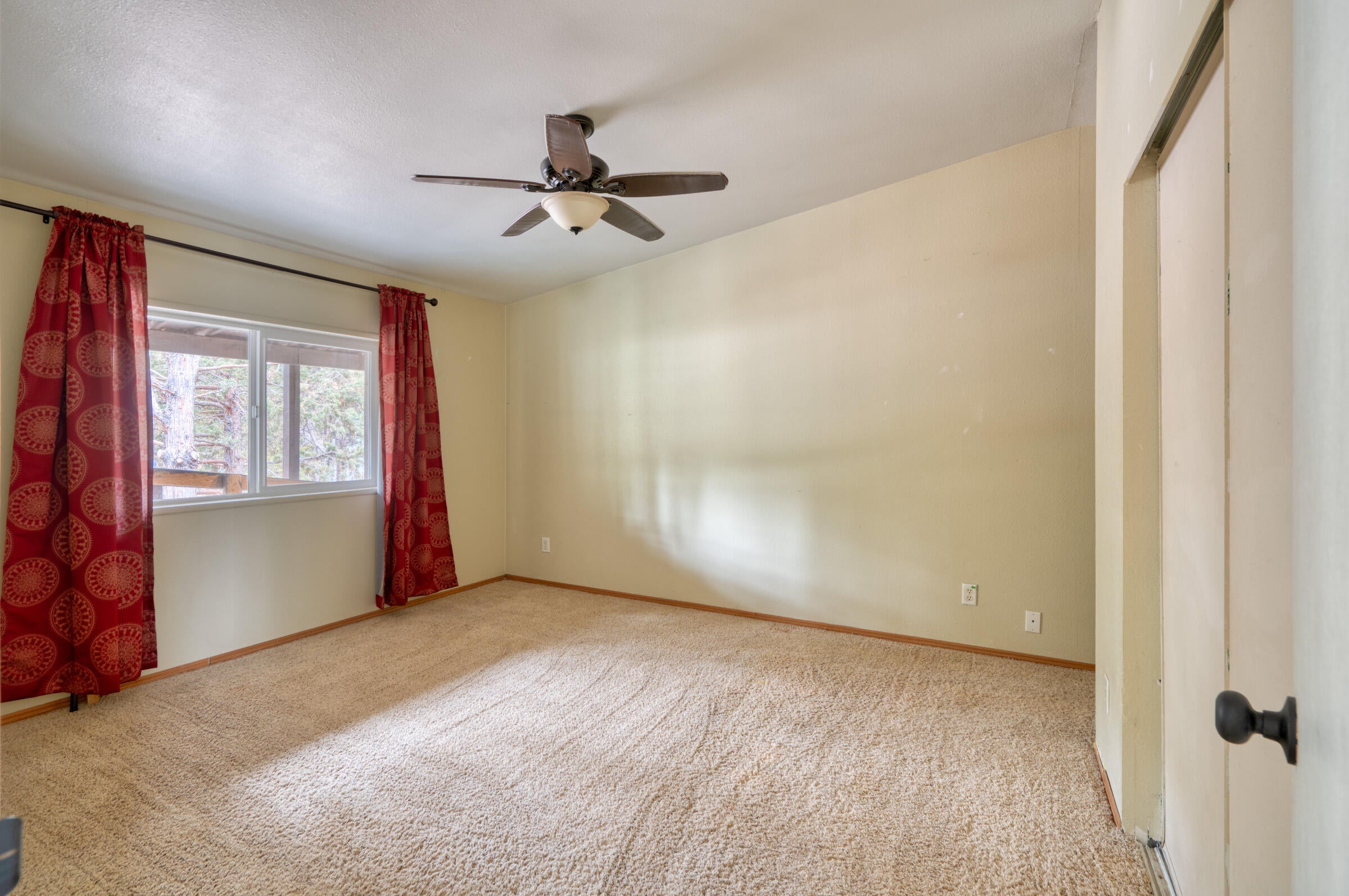 60906 Ridge Drive Bend, OR 97702 - Photo 27 of 53 135_60906 Ridge Dr_Pro Property Photos_B