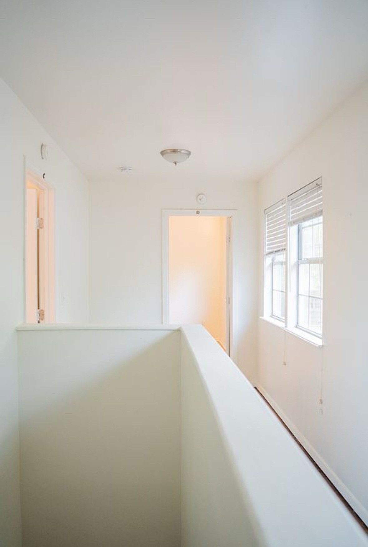 2841 San Gabriel Street Austin, TX 78705 - Photo 23 of 25 View of hall