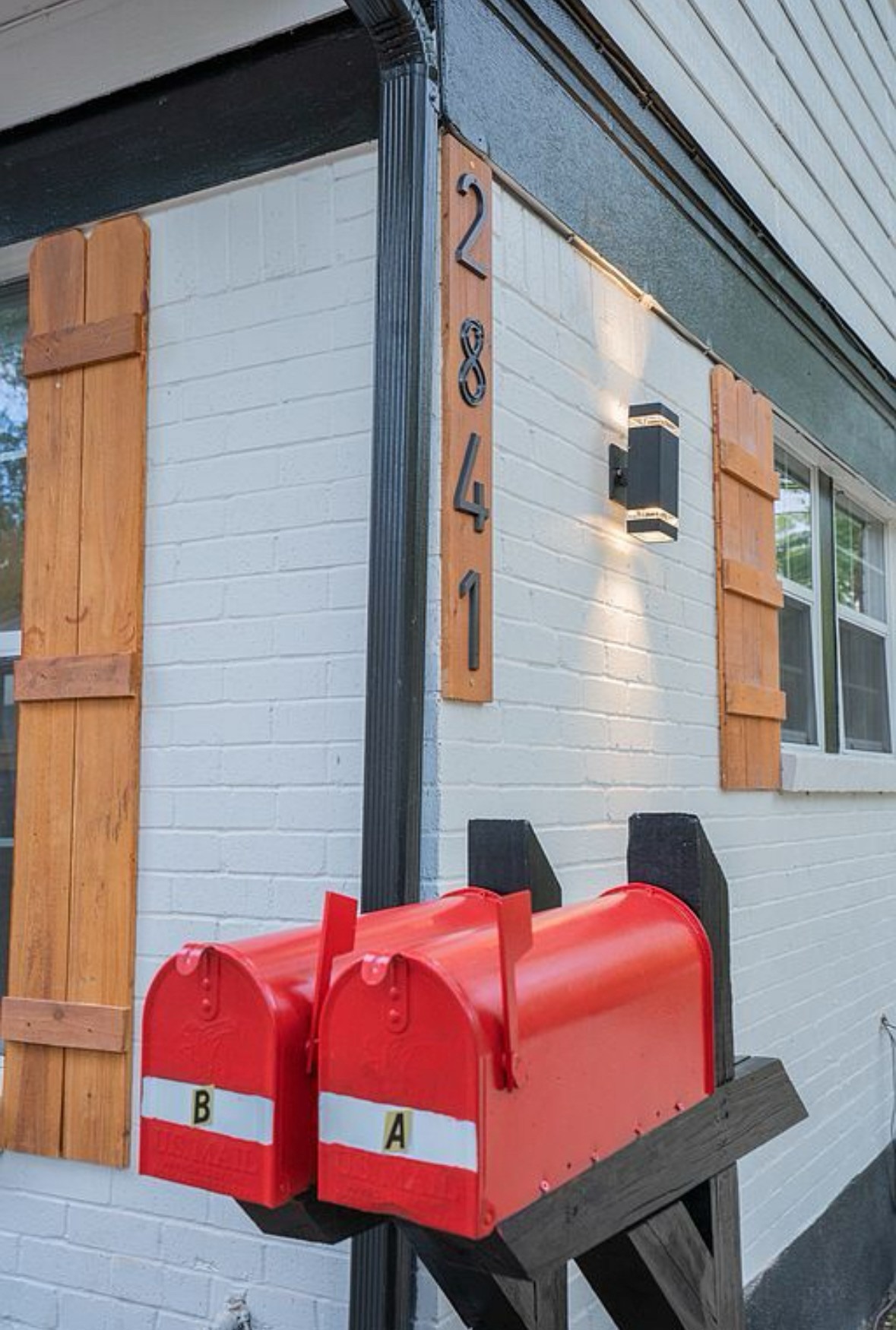 2841 San Gabriel Street Austin, TX 78705 - Photo 3 of 25 Exterior view