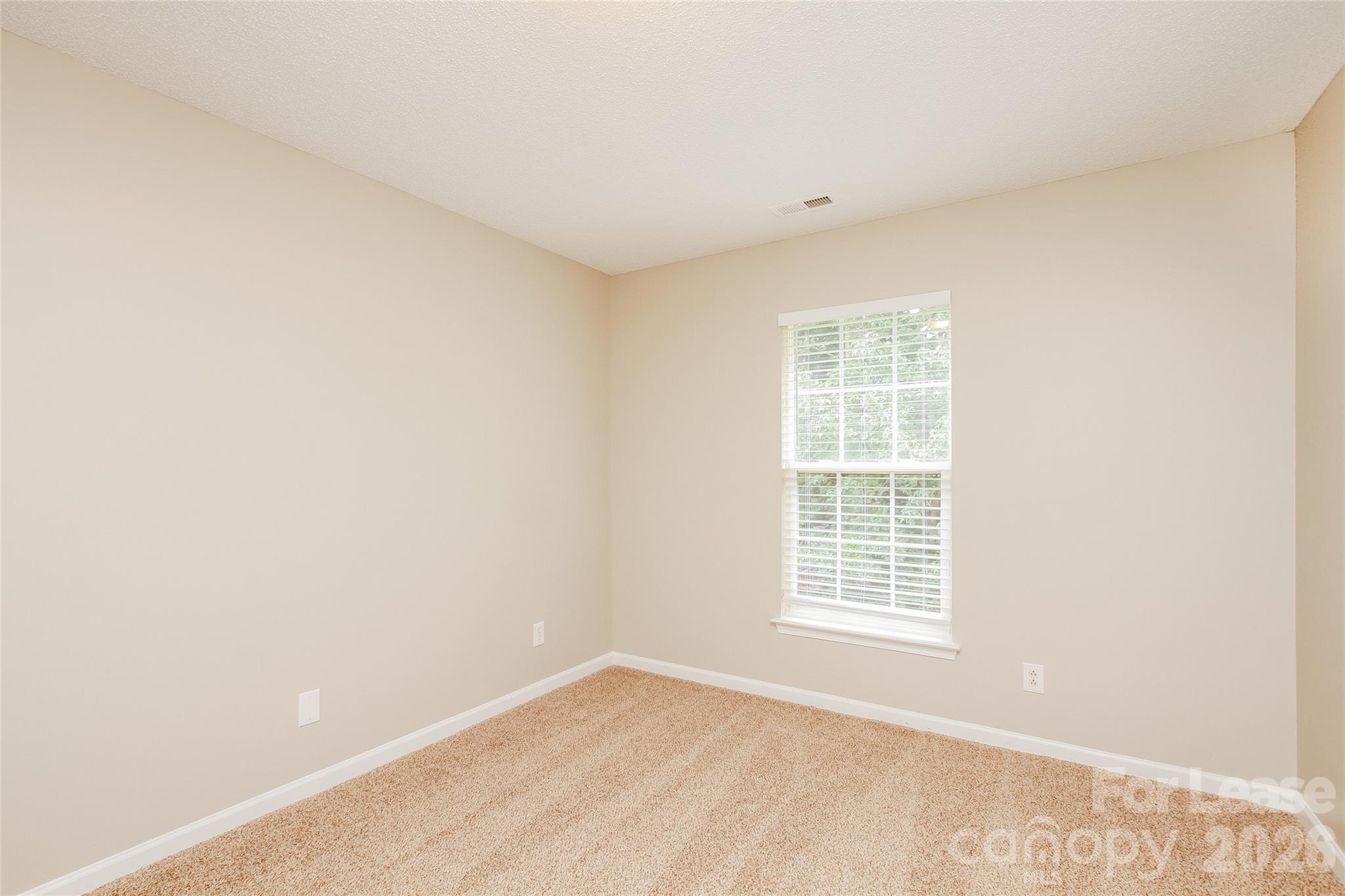 5008 Deerton Road Charlotte, NC 28269 - Photo 11 of 15