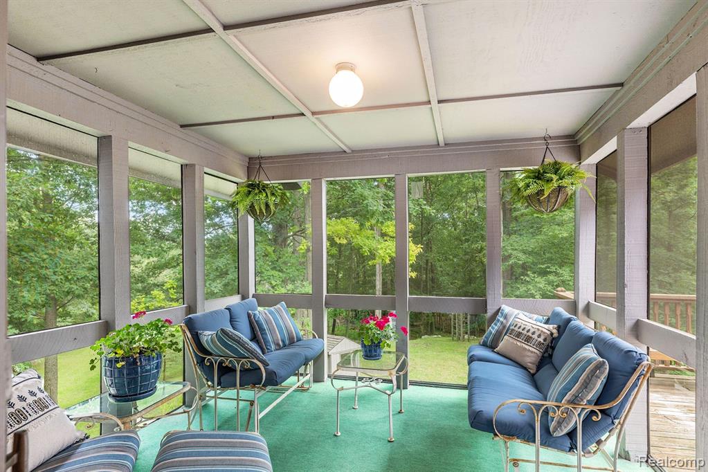 5261 Barber Road Metamora, MI 48455 - Photo 19 of 89