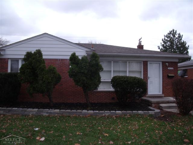 24232 Kelly Road Eastpointe, MI 48021 - Photo 1 of 14 31312373.JPG