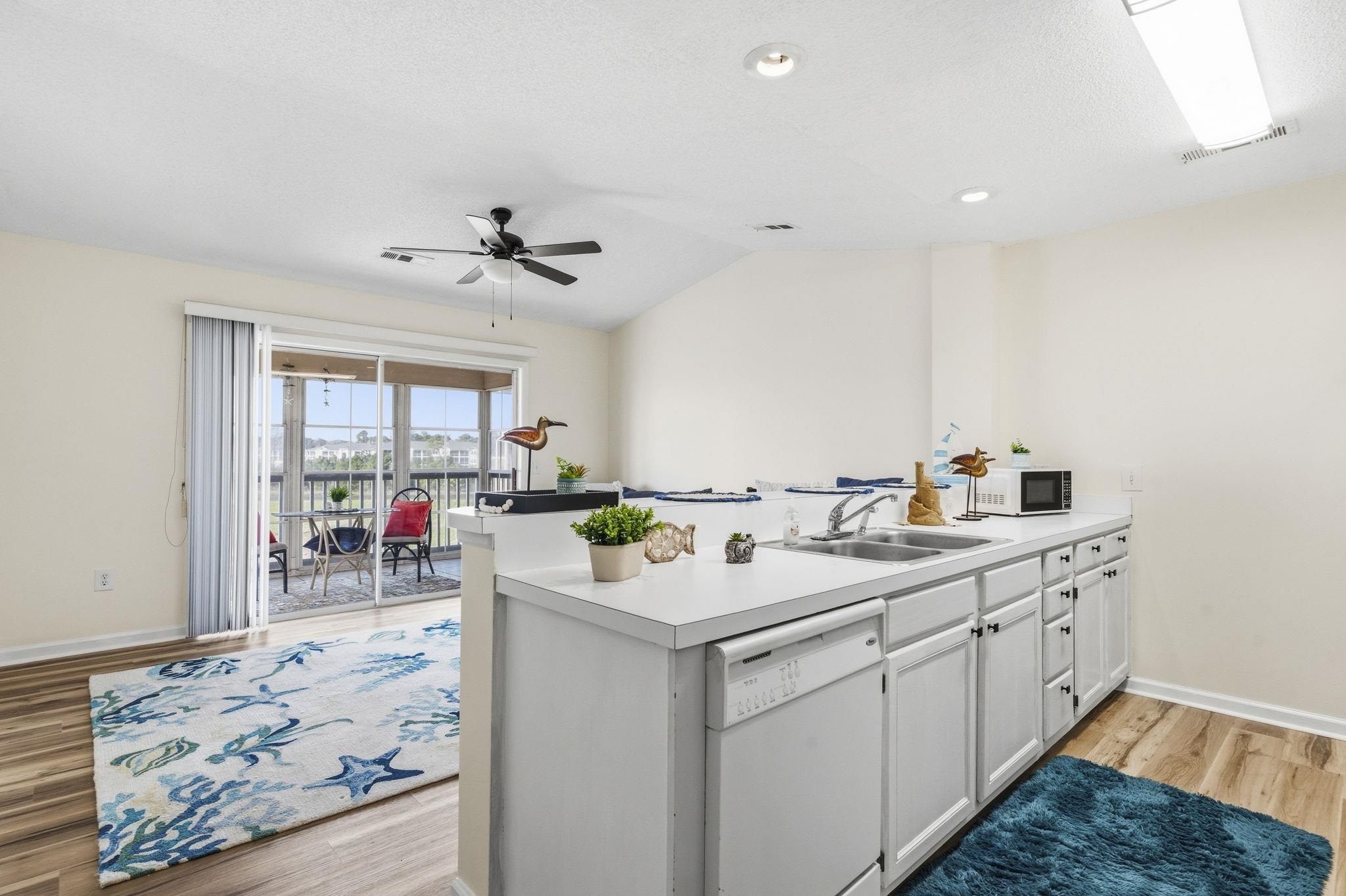 201 Landing Road, Unit H North Myrtle Beach, SC 29582 - Photo 2 of 36