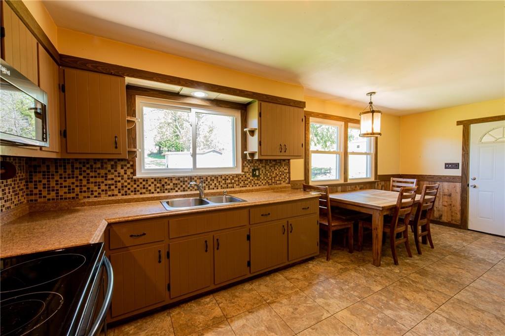 1261 Old State Road Apollo, PA 15613 - Photo 12 of 25