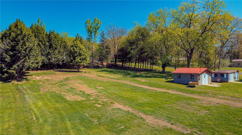 1261 Old State Road Apollo, PA 15613 - Photo 4 of 25