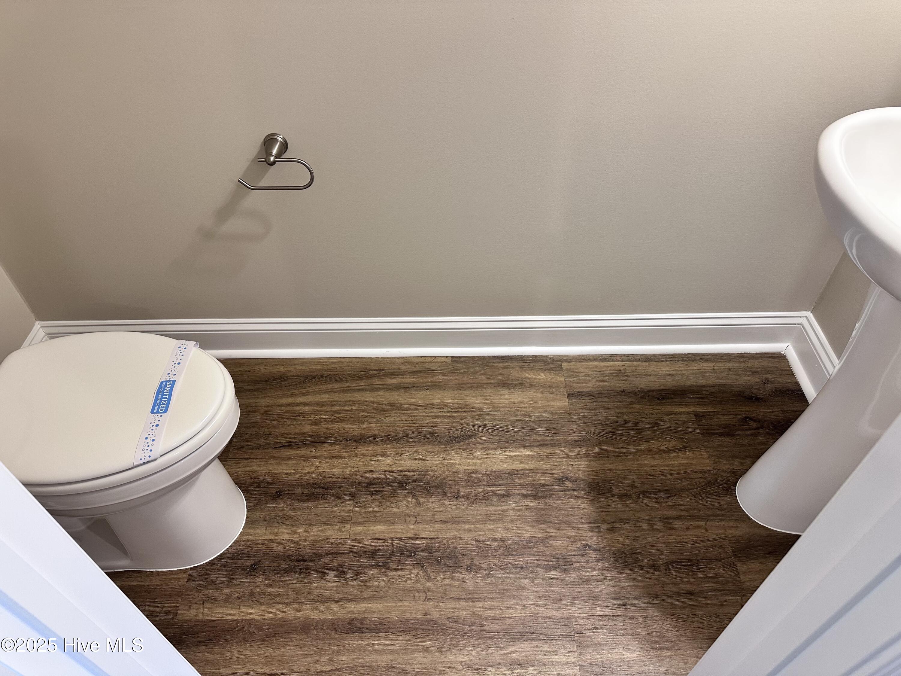 617 Jacks Xing Drive Hubert, NC 28539 - Photo 15 of 17 Halfbath