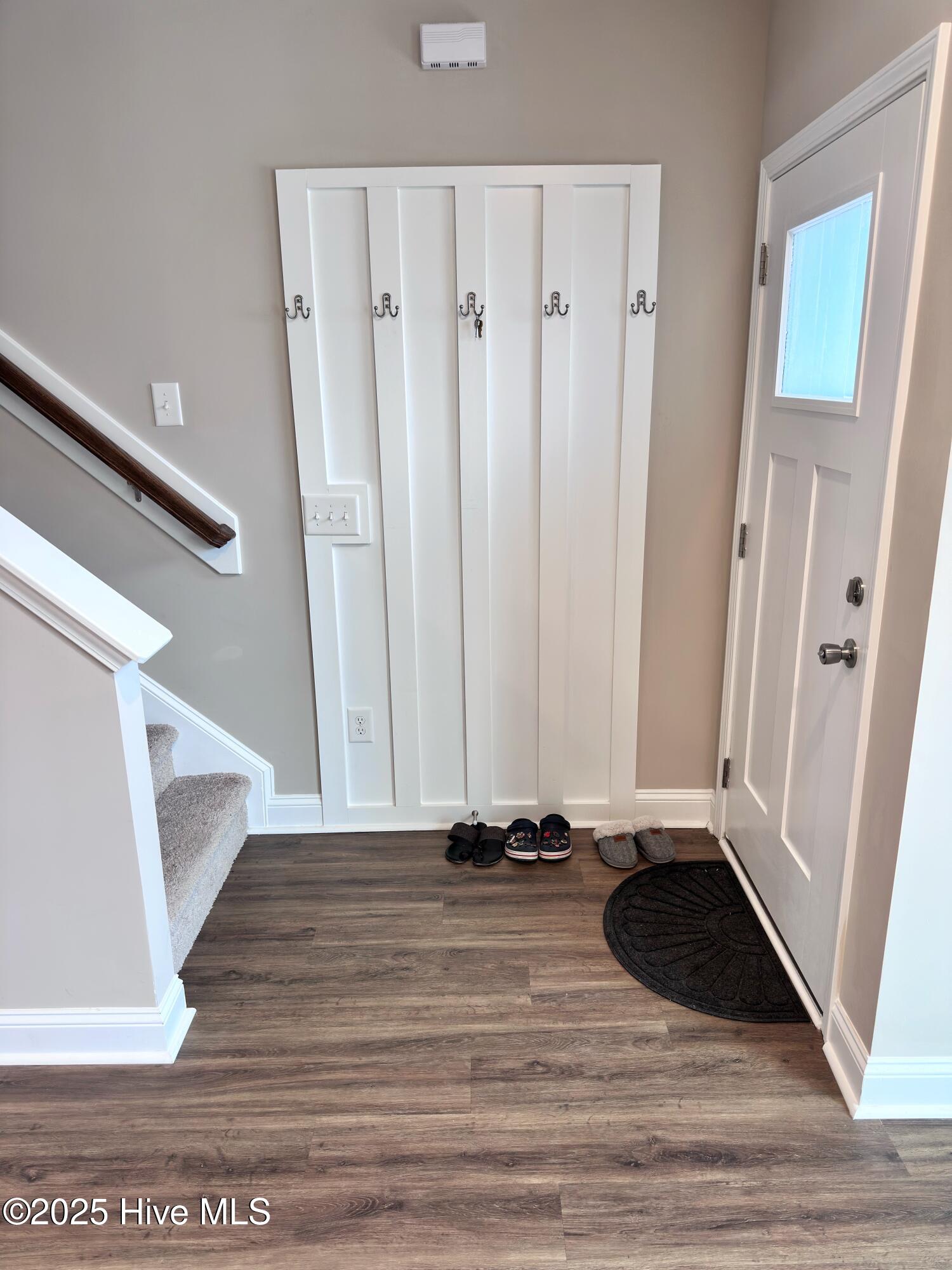 617 Jacks Xing Drive Hubert, NC 28539 - Photo 2 of 17 Entry