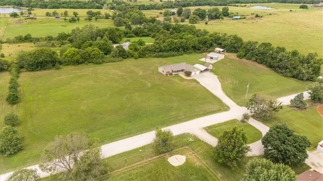 $610,000 | 295 East 2300th Road, Edgerton, KS 66021