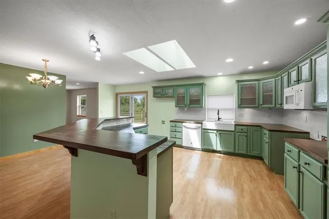 $610,000 | 295 East 2300th Road, Edgerton, KS 66021