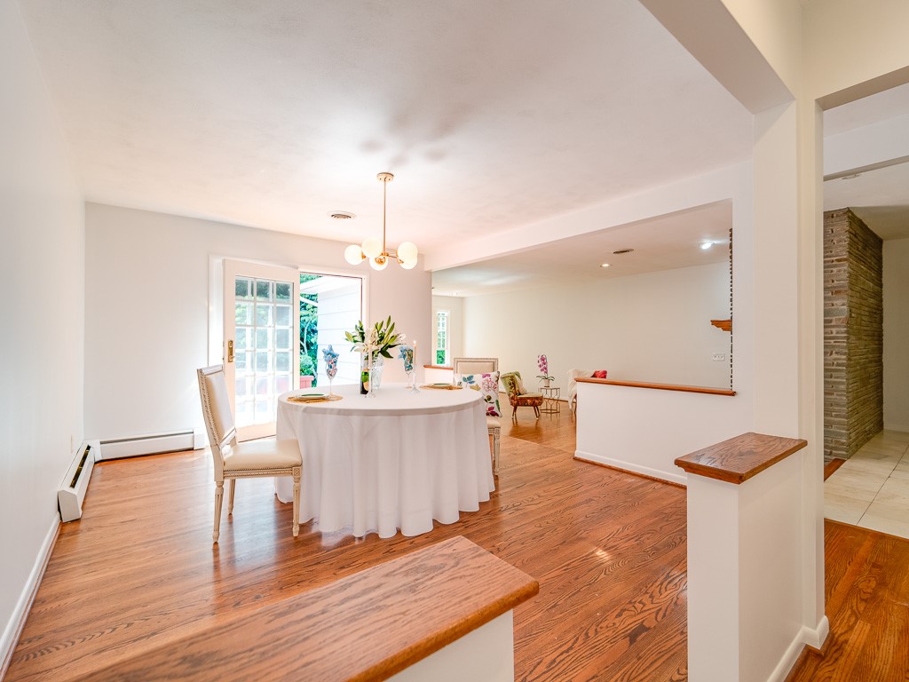 4 Tuxford Road Pittsford, NY 14534 - Photo 7 of 38 The open plan allows quick access to the kitchen f