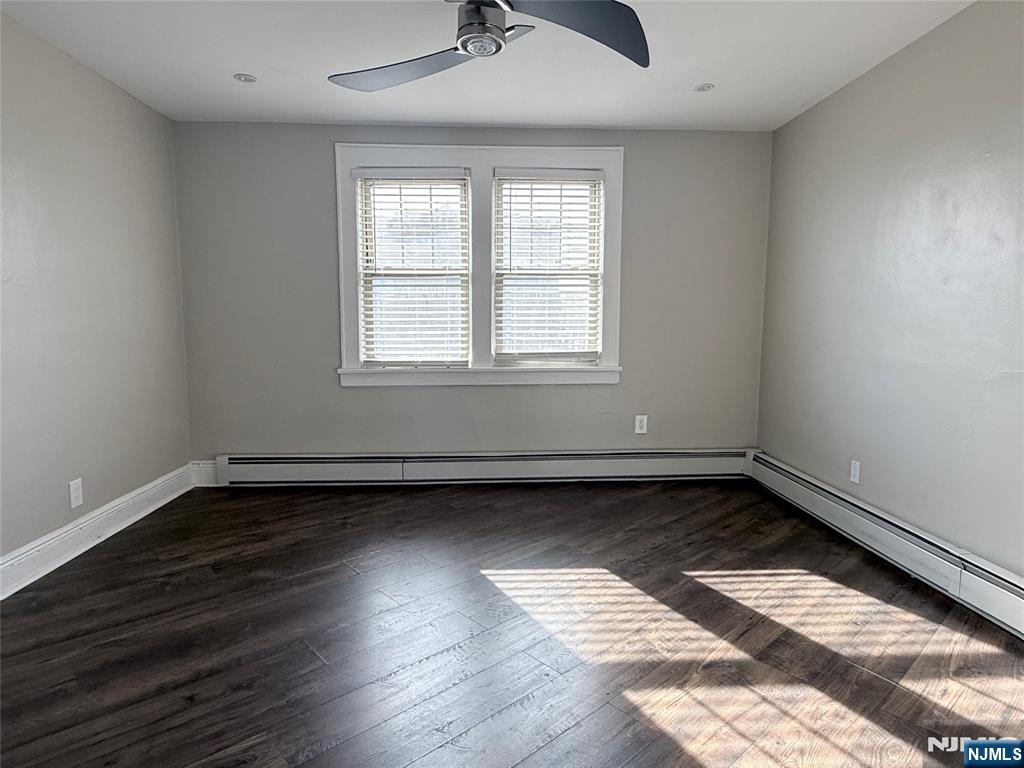19 Victor Street Lodi, NJ 07644 - Photo 3 of 5