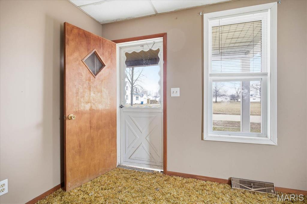 89 South Main Street Hoyleton, IL 62803 - Photo 5 of 47