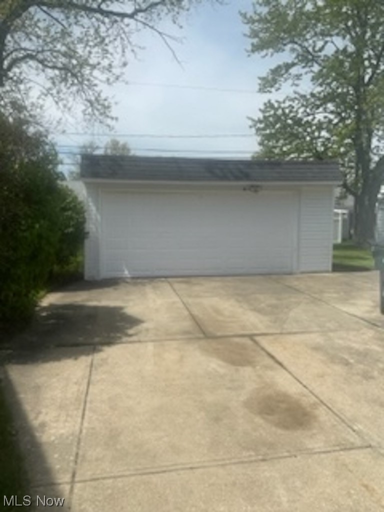 1346 East Miner Road Mayfield Heights, OH 44124 - Photo 25 of 25 garage