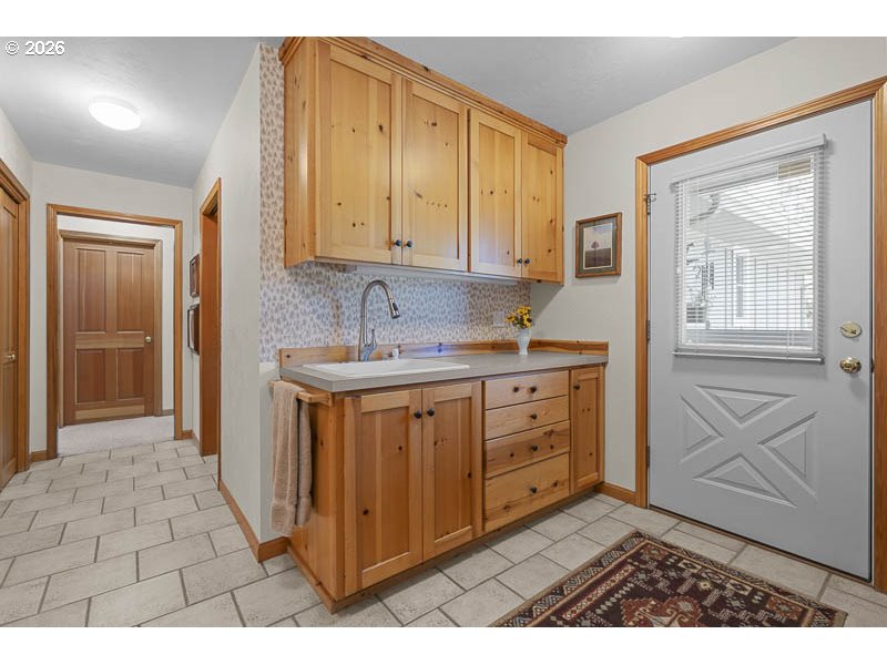 33844 White Oak Road Corvallis, OR 97333 - Photo 16 of 29