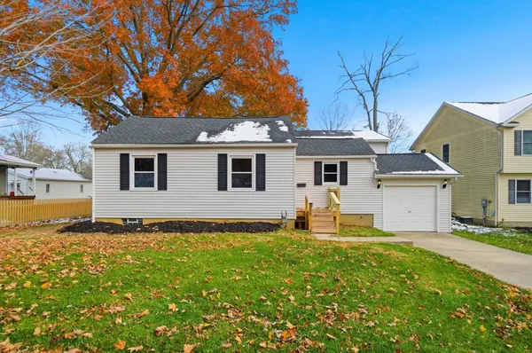 $275,000 | 220 Wagner Avenue, Baltimore, OH 43105