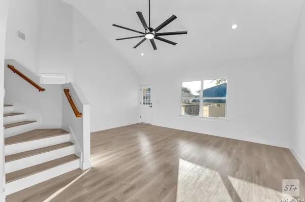 $2,200 | 671 Lynx Mountain, San Antonio, TX 78251