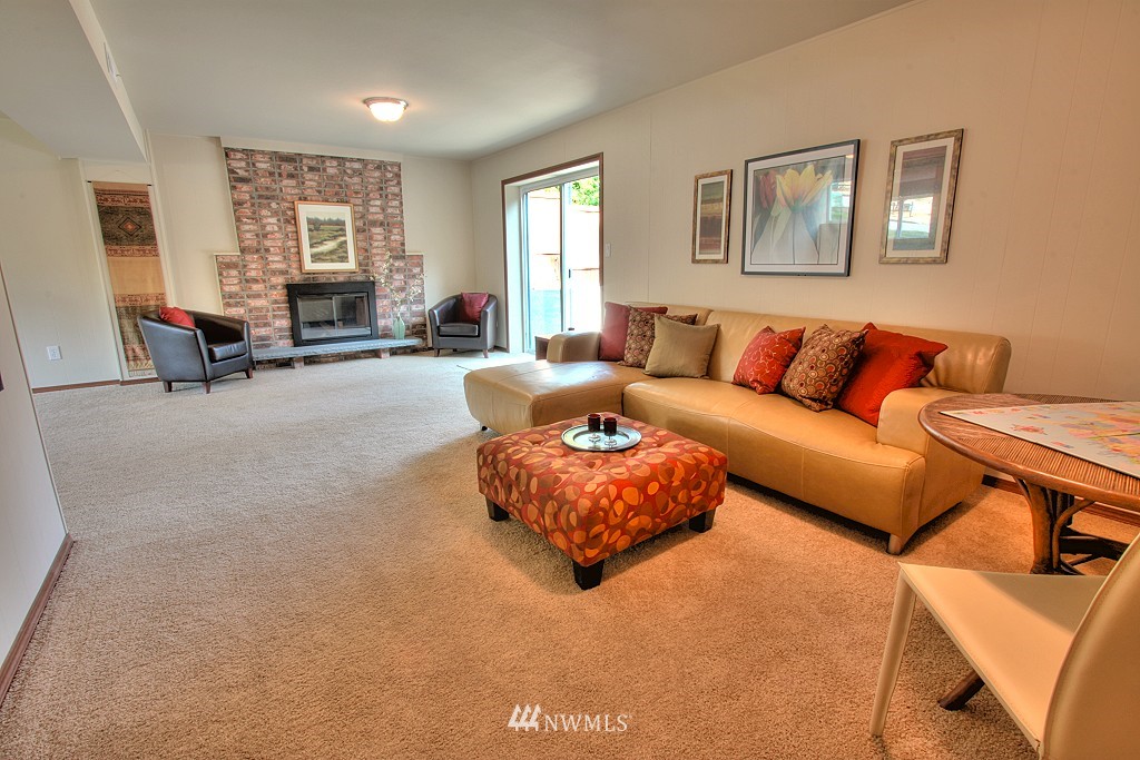 21909 Meridian Avenue South Bothell, WA 98021 - Photo 12 of 14