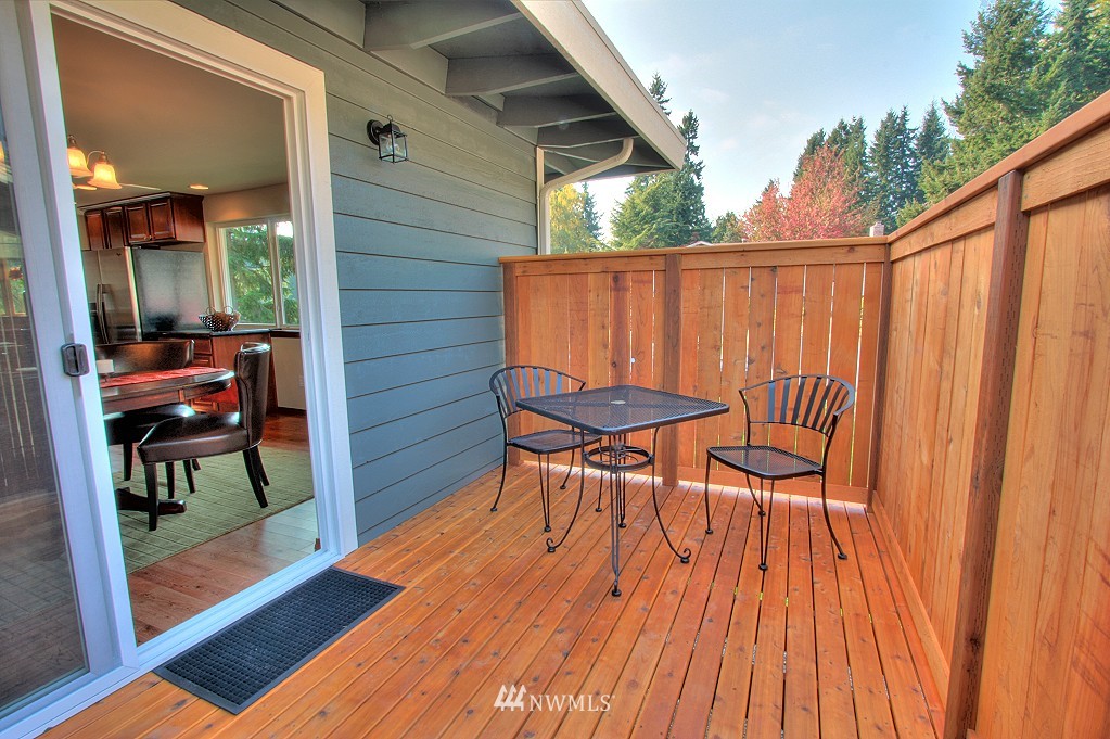 21909 Meridian Avenue South Bothell, WA 98021 - Photo 8 of 14