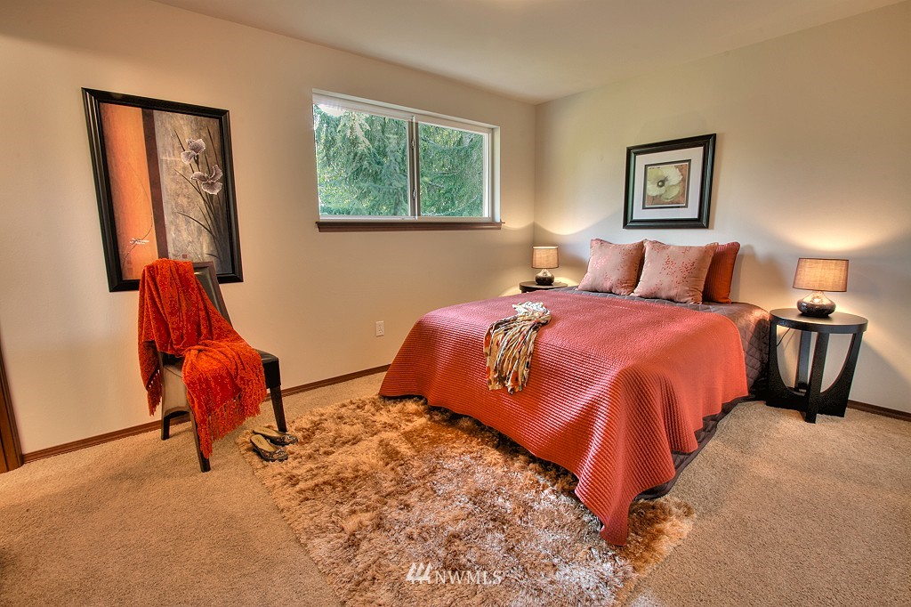 21909 Meridian Avenue South Bothell, WA 98021 - Photo 9 of 14