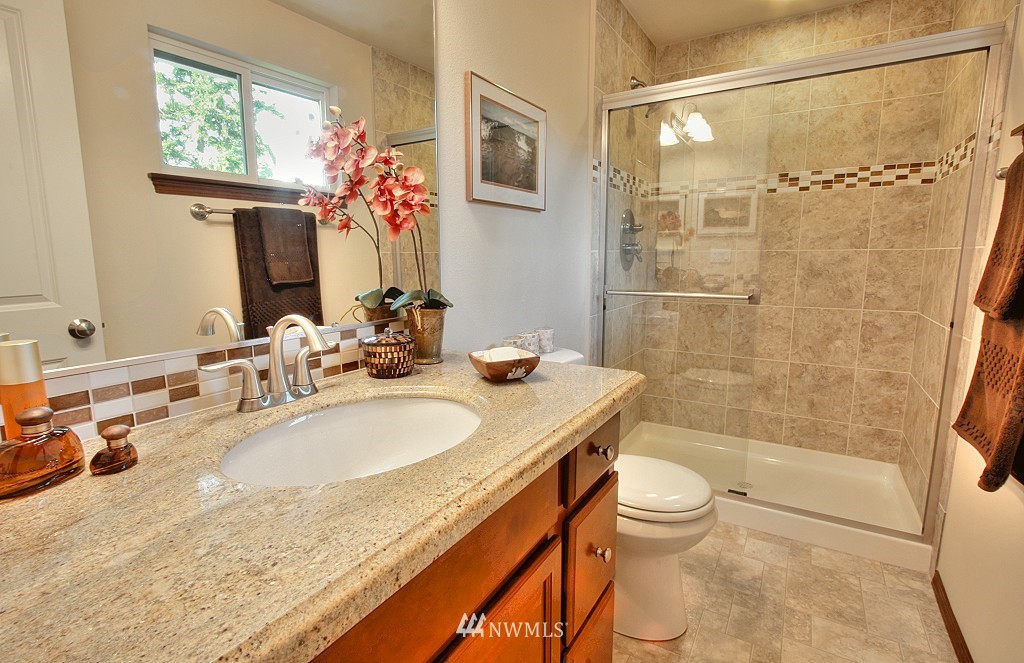 21909 Meridian Avenue South Bothell, WA 98021 - Photo 10 of 14