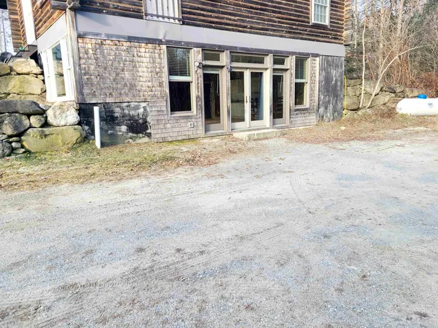 $1,450 | 4 Sand Hill Road, Unit 2, Croydon, NH 03773