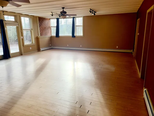 $1,450 | 4 Sand Hill Road, Unit 2, Croydon, NH 03773