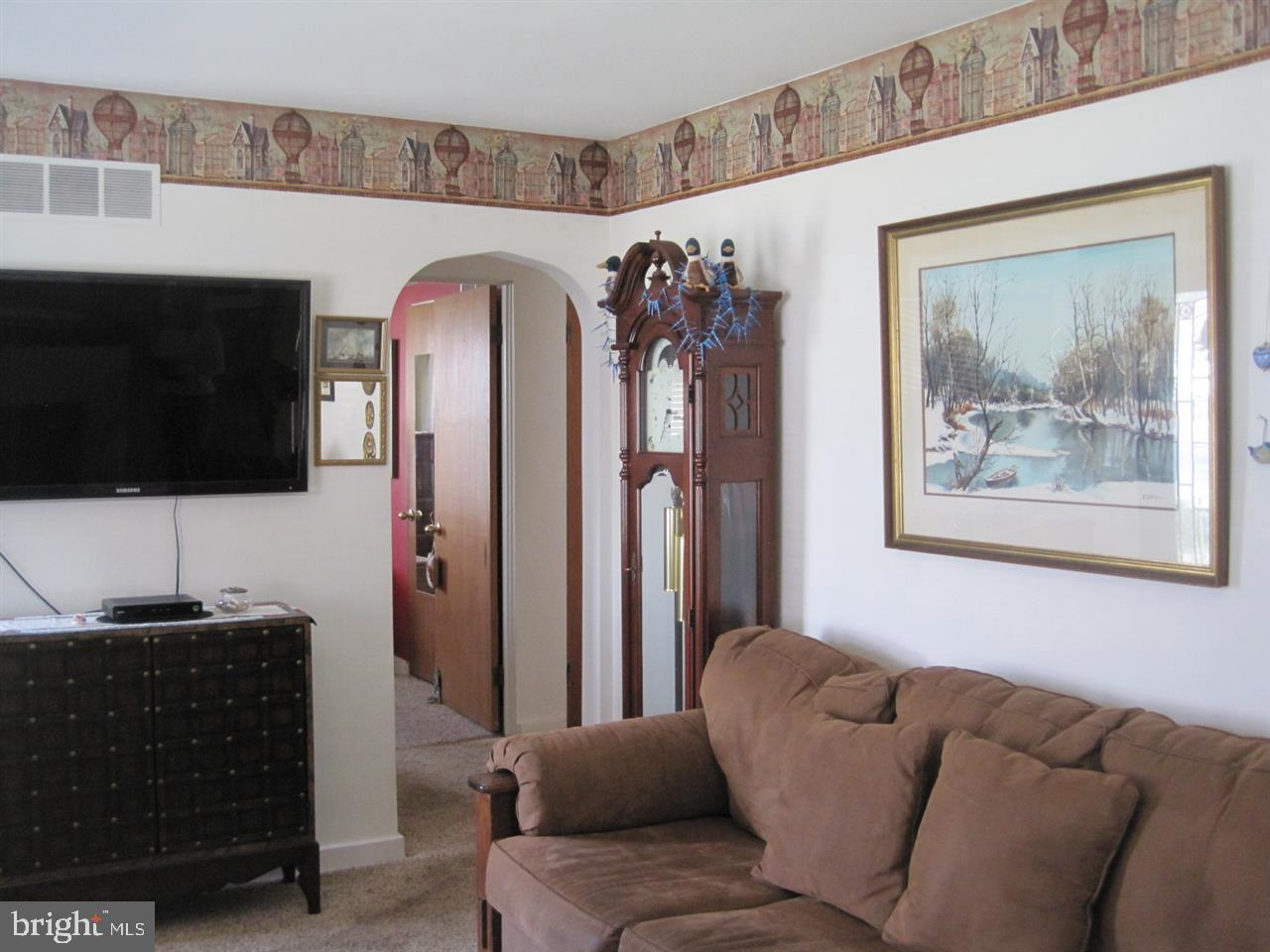 87 Oneida Road Camp Hill, PA 17011 - Photo 6 of 23 Gallery Image 6