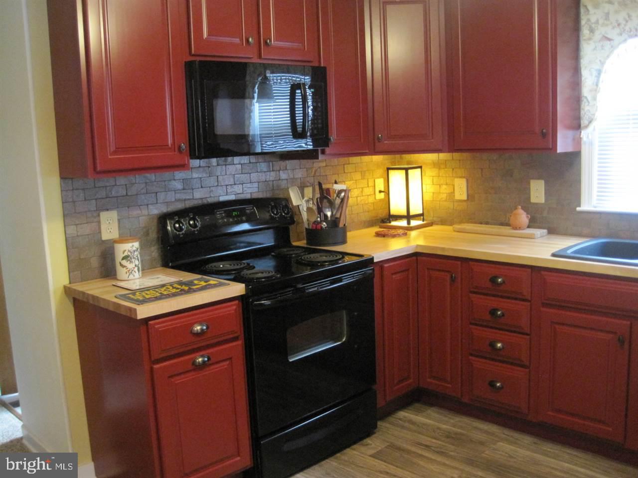 87 Oneida Road Camp Hill, PA 17011 - Photo 7 of 23 Gallery Image 7