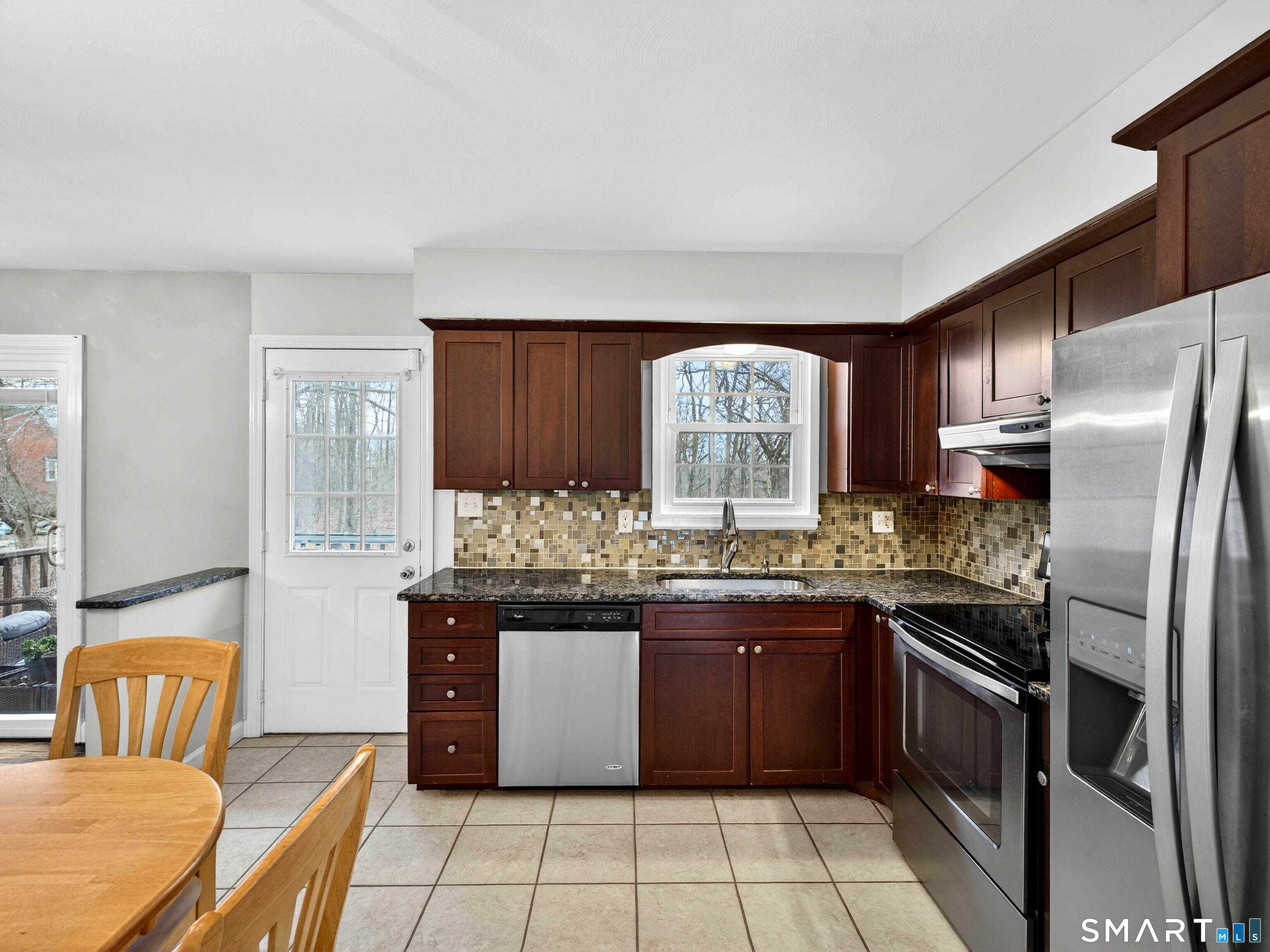 15 Partridge Lane Clinton, CT 06413 - Photo 11 of 39