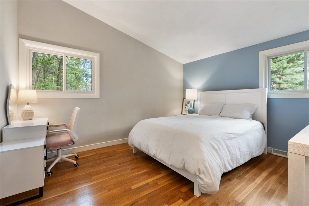86 Framingham Road Southborough, MA 01772 - Photo 22 of 36