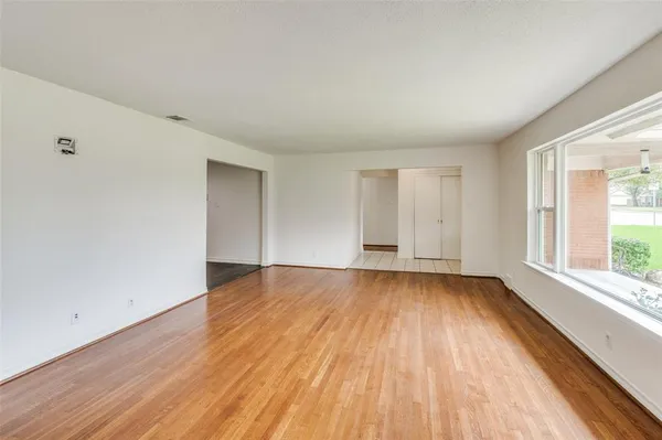$4,500 | 6815 Azalea Lane, Dallas, TX 75230