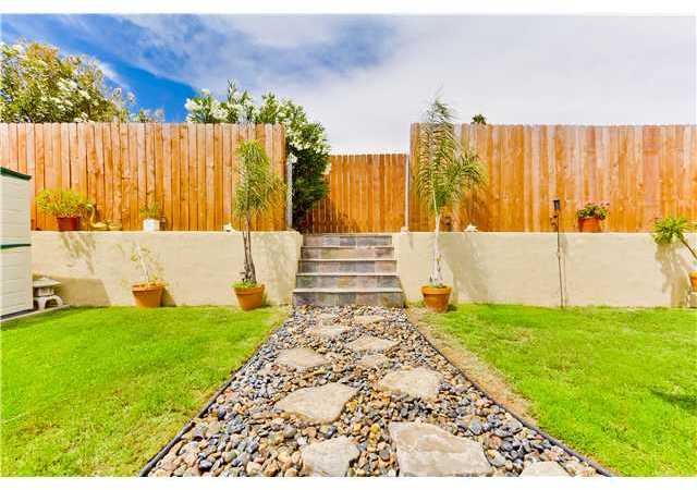 9556 Abbeyfield Road Santee, CA 92071 - Photo 15 of 17 Walkway to upper level of backyard