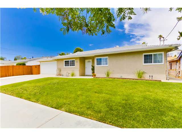 9556 Abbeyfield Road Santee, CA 92071 - Photo 17 of 17 Very Beautiful Curb Appeal
