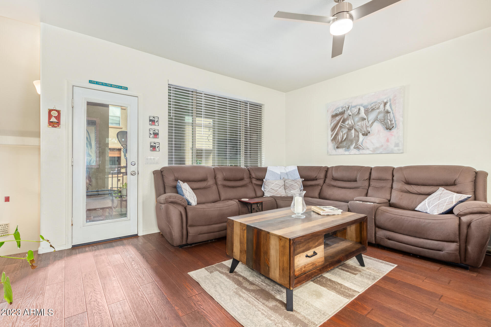 3250 West Greenway Road, Unit 161 Phoenix, AZ 85053 - Photo 9 of 18 09 - Greenway 3250 #161