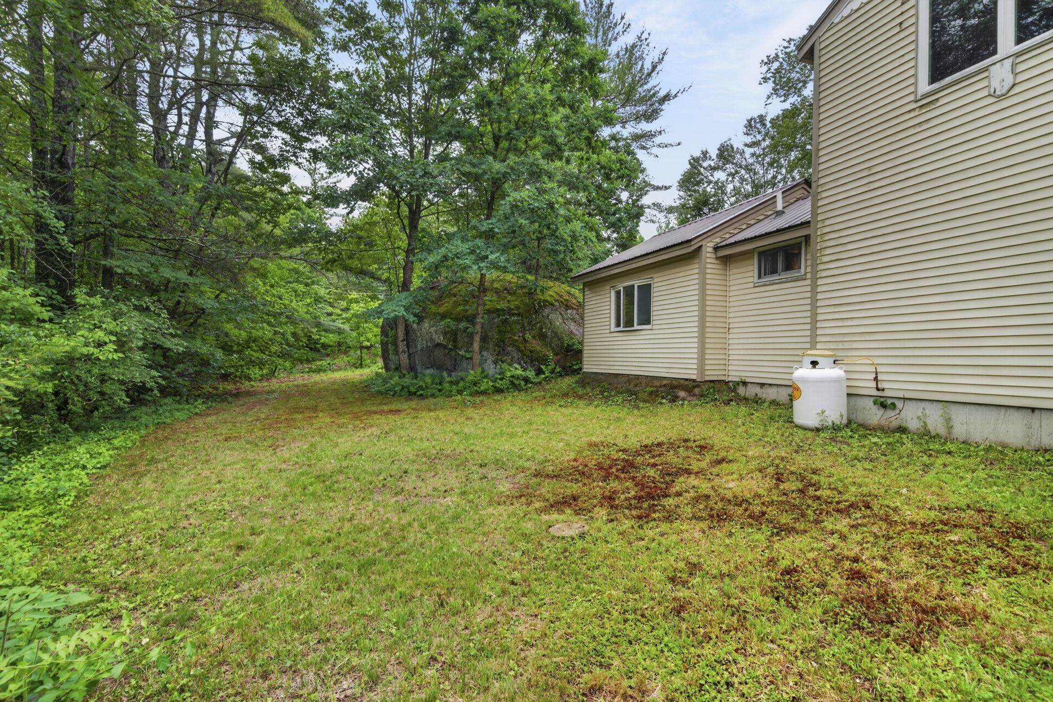 200 Bacon Road Henniker, NH 03242 - Photo 21 of 29